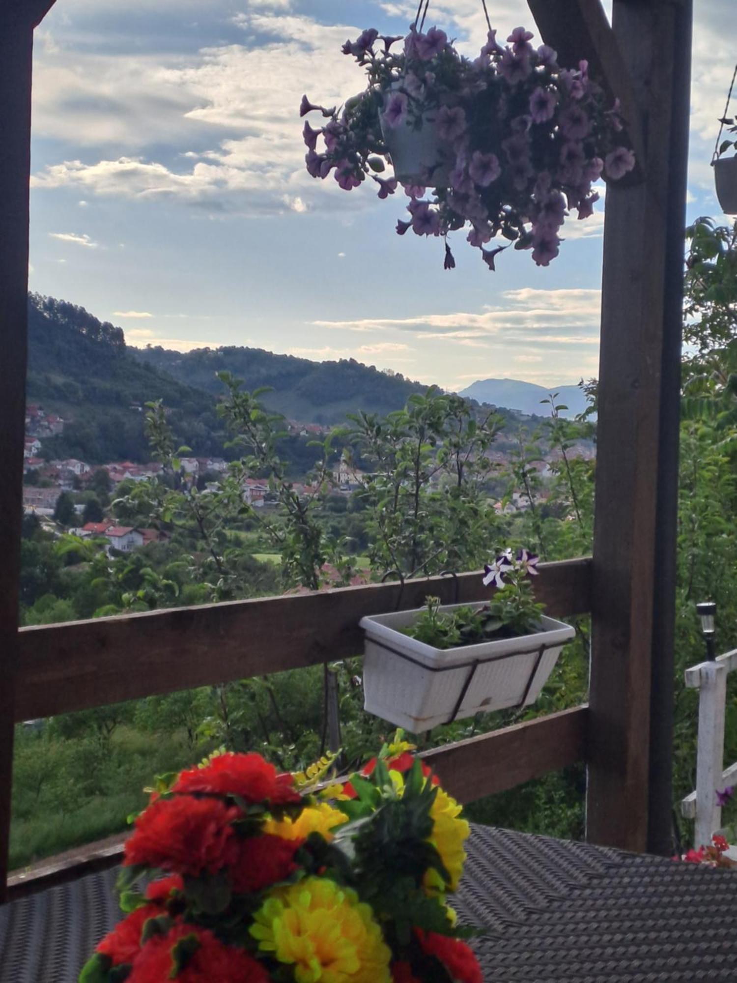 Natural House Visoko Εξωτερικό φωτογραφία